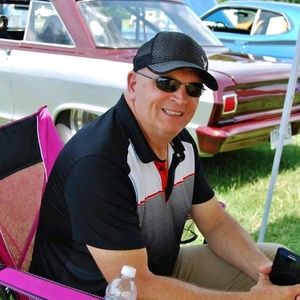 Meet your Posher, Carl